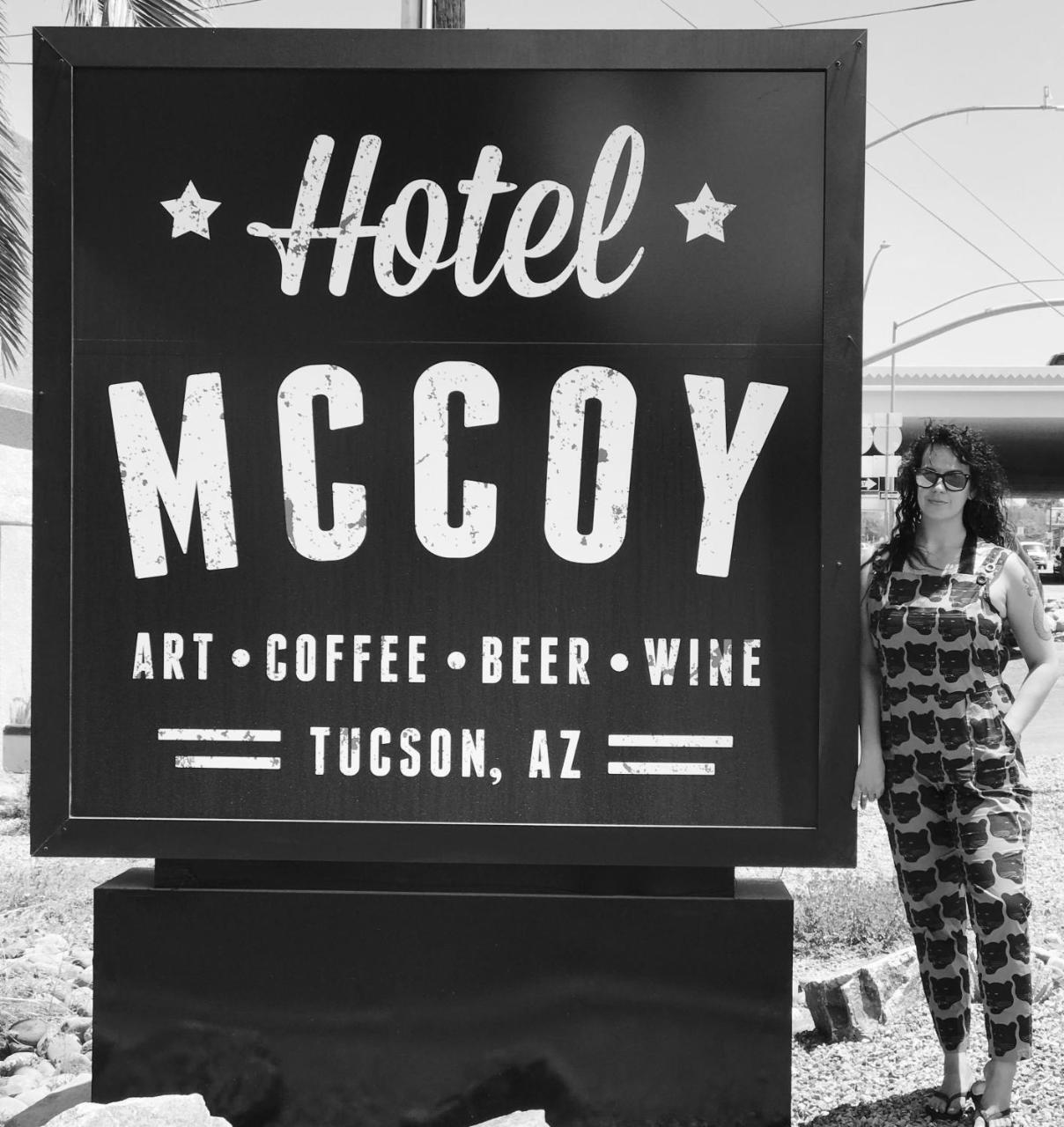 טוסון Hotel Mccoy - Art, Coffee, Beer, Wine מראה חיצוני תמונה